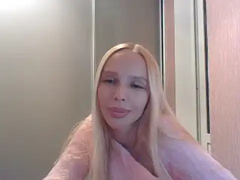 Melrissa online show from February 24, 3:21 pm