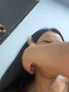 miluwatson online show from March 25, 4:06 am