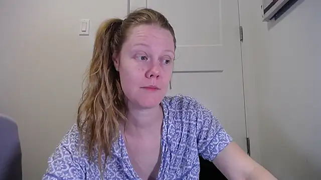 naughtyfox89 online show from March 22, 3:34 am