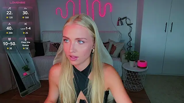 TessaGrays online show from July 7, 2:31 pm