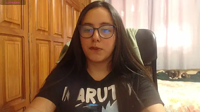 Venus cat  online show from December 13, 8:37 pm