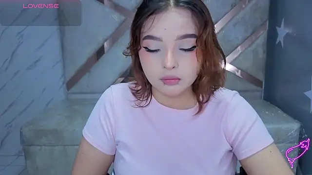 mia foster t online show from March 21, 1:16 pm