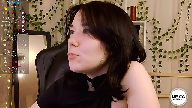 Kelly foox online show from February 1, 10:36 am