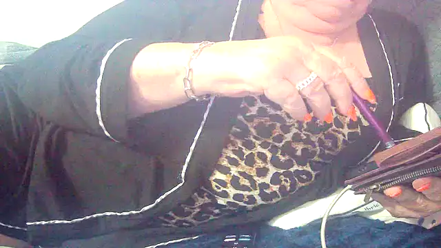 Playful MILF Demi online show from March 20, 12:37 am