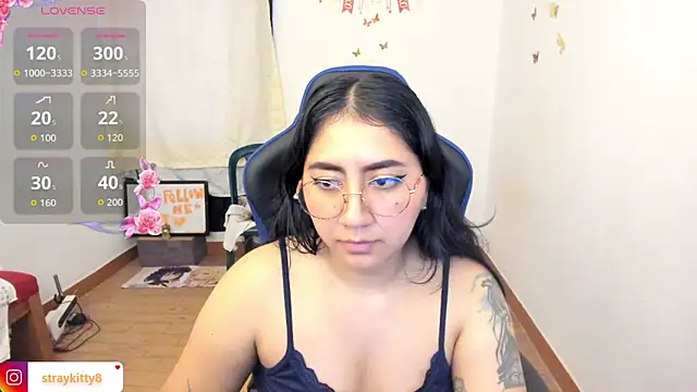 LoveLyy- online show from March 28, 4:28 pm