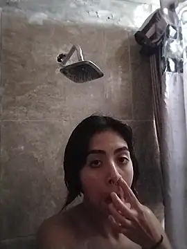 Lollysmile26 online show from February 15, 5:21 am