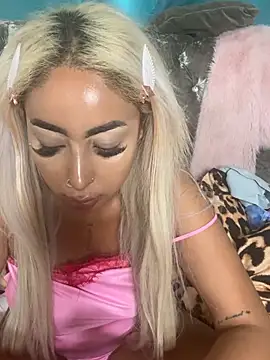 zara bellexx online show from April 9, 10:53 am