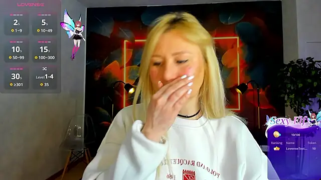 scent  of woman online show from March 13, 1:51 am