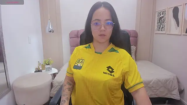 Sasha Grace online show from March 18, 7:41 pm