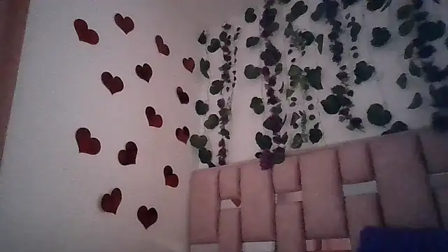 abby moss 2 online show from April 17, 12:40 pm