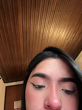 LunaMoore Pink online show from March 6, 12:55 pm