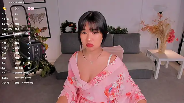 Erika Kim online show from January 9, 6:18 am