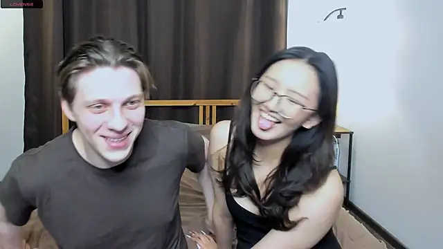 Blossomandbee online show from January 9, 12:26 am