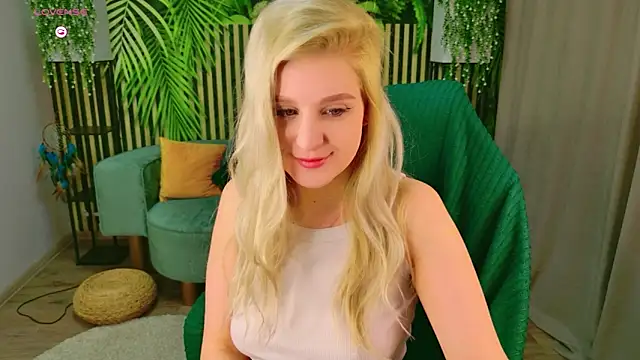 cold blondie online show from March 26, 7:21 am