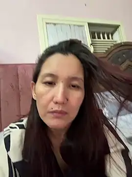 Bigtitsass81 online show from March 21, 5:40 pm