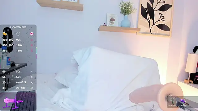 im keityy online show from March 31, 9:04 pm