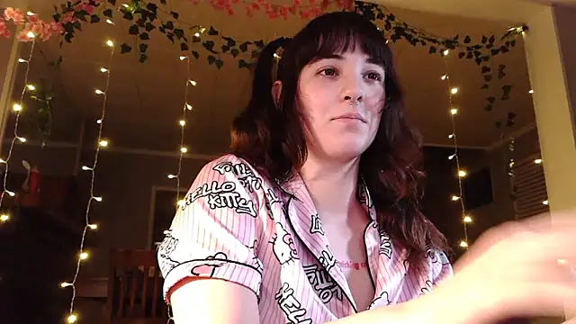 Trickylucy555 online show from May 14, 6:30 am
