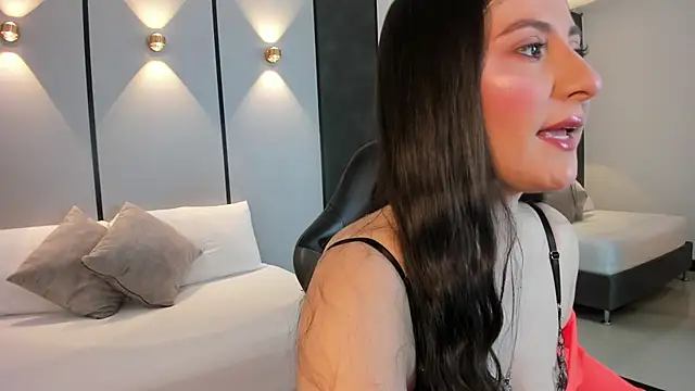 mia collins96 online show from April 19, 2:22 am