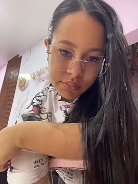 PaulaCruz01 online show from February 7, 8:13 pm