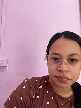 PaulaCruz01 online show from February 25, 7:23 pm