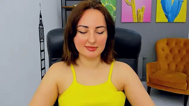 NoraSimons online show from April 1, 5:19 am