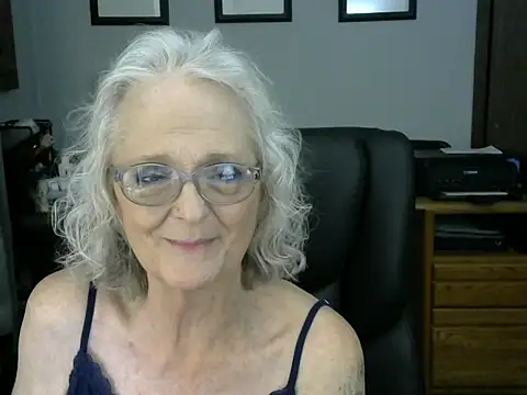 JoleneDelacroix online show from January 9, 2:38 am