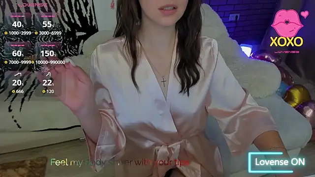 GlowMimi online show from June 15, 4:40 pm