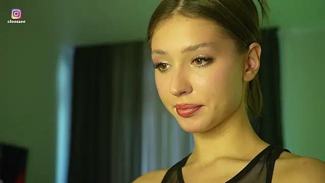 Cleose online show from March 30, 8:47 am