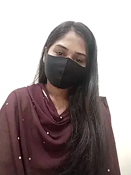 Green LaDY66 online show from November 16, 8:38 am