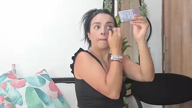 MailynAndNick online show from March 16, 2:21 pm