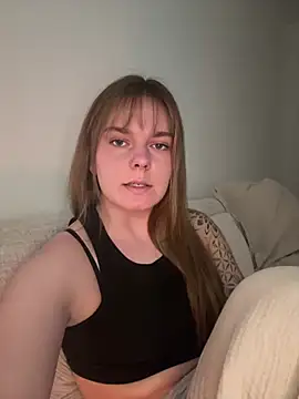 LisaFreierxx online show from July 2, 4:13 pm