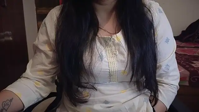 Desiqueen2 online show from February 5, 1:52 am