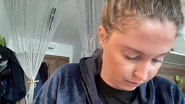 Ameli8 online show from March 27, 12:39 pm