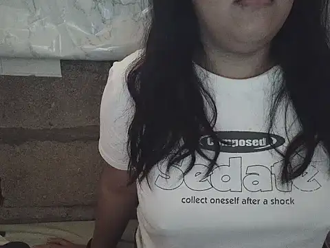 fluffy raa online show from April 19, 3:06 am