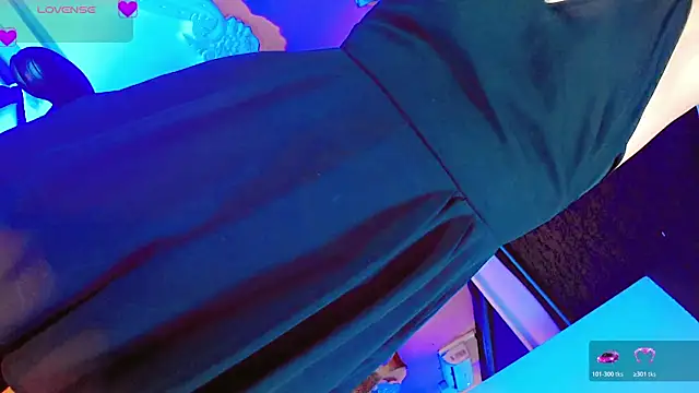 AnnaRouseQueen online show from March 9, 2:15 am