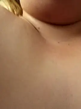 mayflower420 online show from April 9, 12:57 am