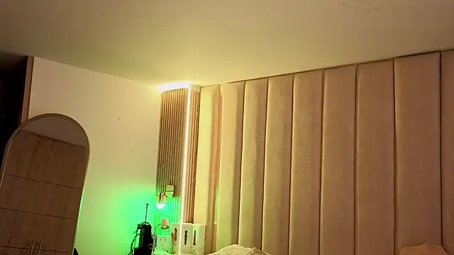 Iamnyxy online show from April 1, 11:33 am