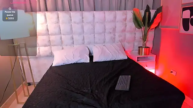 Atenea Velle online show from March 30, 1:44 pm