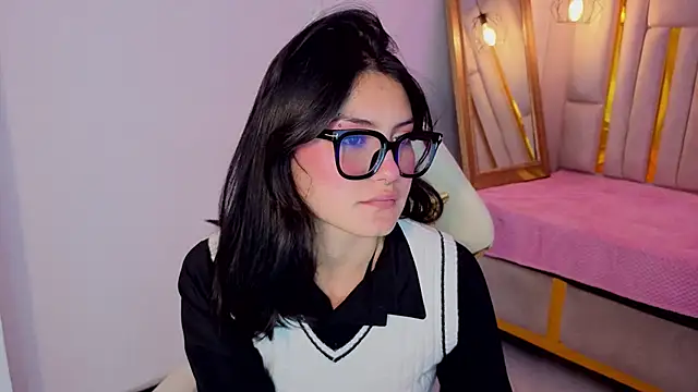 Brandy collinss online show from April 17, 6:43 pm