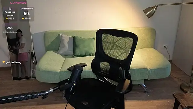 v crizis324 online show from July 12, 3:46 pm