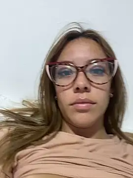 Abbiejohnson online show from March 14, 12:11 am