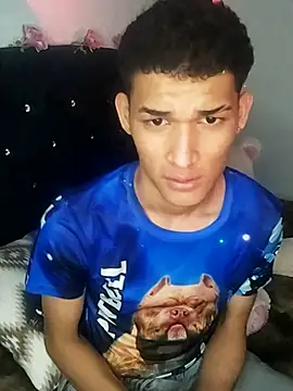 Luigi cumming1 online show from November 21, 11:23 am