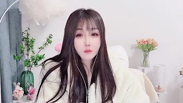 Laura 520 online show from December 16, 8:20 am