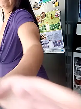 Yovitarica online show from March 25, 2:20 pm