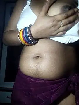 sexy pihu9 online show from April 11, 6:00 pm