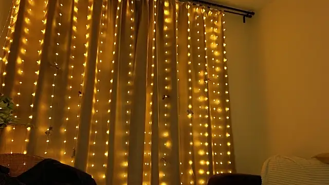 RozanneJordan online show from March 12, 5:26 pm