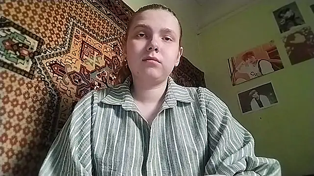 KikiBang online show from April 14, 9:20 am