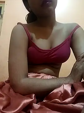 SAKSHI JAIN0 online show from February 21, 7:20 am