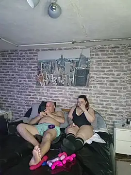 SquirtPassion1995 online show from March 17, 10:14 pm