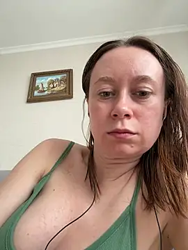 Brooke lover online show from April 7, 10:28 am